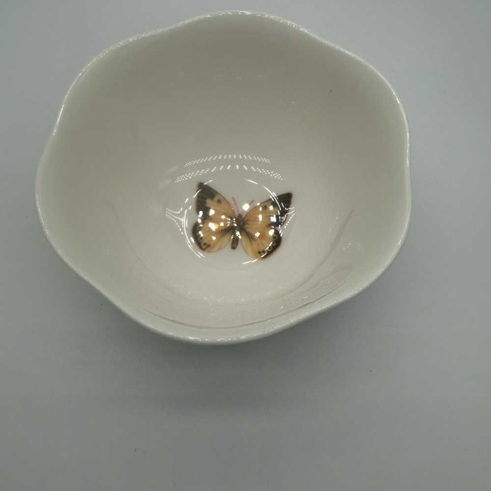 Butterfly Meadow Lenox Small Serving Fruit Bowl Bee Le Luyer All Purpose Scallop